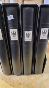TYSKLAND, BRD. Samling 1949-1996 i fyra Lindner Falzlos T-album med tillhörande kassetter. Komplett **