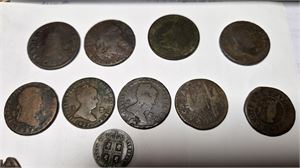 SPANIEN parti 16-1800-tal inklusive 2 Reales silvermynt 1723 (har varit hängd). Varierat kvalitet