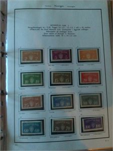 TM  , samling i album TM 2 - 137 ** .  Flott samling TM, som kun mangler noen fåni den første serien.  Komplett fra TM 8.  (Verdi 8.225.-)