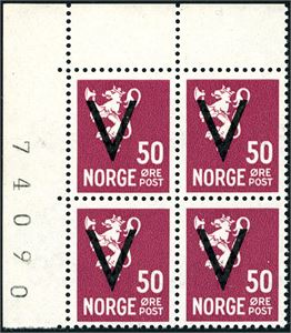 272. 50 øre V med vannmerke i 4-blokk fra øvre, venstre hjørne. Signert FCM.