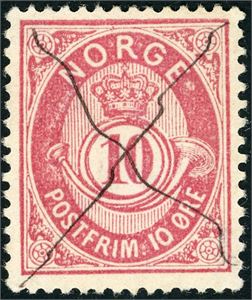 38 xY. 10 øre Posthorn på papir fra Moestue med stående vannmerke, anert med blekkryss.