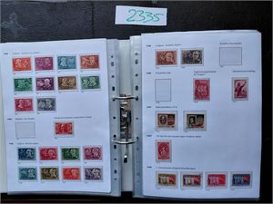 UNGARN o egenmontert samling til 1968 i ringperm. Ark fra 1871, men tom fram til 1946. En del merker utenom de aller beste