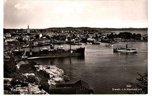 KRISTIANSAND (Küenholdt 5441). Strøkent ubrukt kort som viser "RINGULV" ved kai