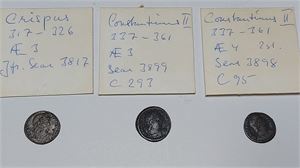 ÖSTROMERSKA RIKET tre folles präglade under det sena romerska riket. Mynten är typiska för perioden efter