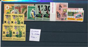 GUYANA xx diverse tjeneste- og pakkemerker (€ 140)