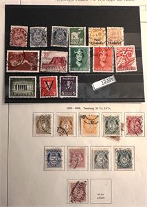 Samling et par hundre merker på gamle ark til ca 1960. Noen bedre som Nk 259-60 hengslet. Mest før 1945, kjøpt på annen auksjon for 500+