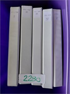 REICH - HELSAKER En fantastisk samling i 5 ringpermer 1-314. Mange oppfrankert og sendt til andre land. Vi har aldri sett en større samling av dette,  vekt 9,4 kilo