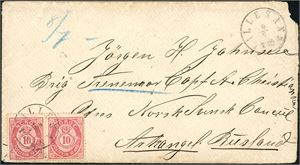 37 I,37 II. 20 øres porto til Russland. 10 øre Posthorn 1882 i horisontalt par, på konvolutt til Arkhangel, stemplet "Lillesand 9.7.1882. Tre russiske stempler på baksiden. Venstre merke er plate I. Et par litt korte tagger.