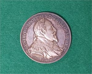 SVERIGE  minnesmedalj över kung Gustav II Adolf i silver, signerad av A. Lindberg och präglad 1894 för att fira kungens