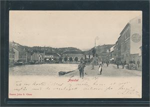 ARENDAL (John S. Olsen) Motiv Langbryggen og inn Pollen. Udelt bakside, sendt til England 1904