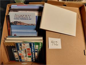 POSTENS ÅRSSETT Dublettlot 1974-96 + et av hvert 2009-24. Medfølger årssett hefter 1995 og et souvenirsett fra Postdirektoratet. Vekt 3,5 kilo