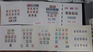SWAZILAND Samling på 9 ark fra 1933 og nyere. Oppgitt at mange av seriene er postfriske