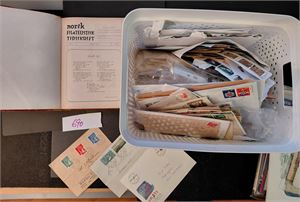 Brevklipp, noen brev, noe materiale OL 94, NFT innbundet årgang 1945 +. Vekt 3,5 kilo