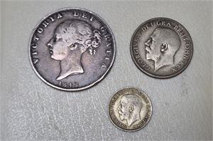 ENGLAND tre silvermynt inkl. Victoria, 1/2 crown 1842 (kv 1), bättre år