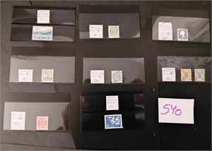 ISLAND Noen merker oppsatt på små plansjer for salg