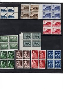 xx Lot med fireblokk postfrisk 1941-43 inneholder NK253-4, 311-13, 319, 321 og 327-29