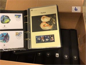 WWF samling i 10 sorte album 22 kg