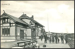 Hadeland. En meget omfattende samling med ca 1200 postkort, hvor drøyt halvparten er i småformat.