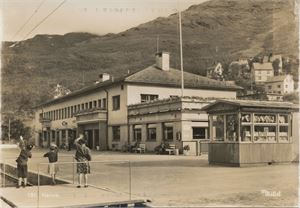 Postkort jernbane NARVIK stasjon (NO) A6 s/h (Mittet 181) ubrukt