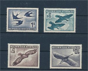 ØSTERRIKE x/xx Mi 984-87, 1953 fugler luftpost. Kun laveste verdi postfrisk (€ 320 for xx serie)