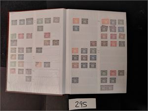 GB o/x masse merker i pen 64 siders bok. Mange portomerker oppsatt (ikke kontrollert av oss). Absolutt verd en titt