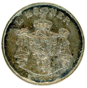 2 kroner Jubileum 1907 med korslagte geværer. 1