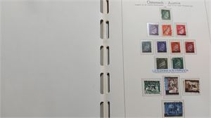 ÖSTERRIKE Samling 1945-193 inkl.  påtrycksserien 1945 och flygpost fåglar