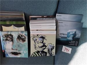 ÅRSSETT Postens årssett 2000-2019, 2-3 av hvert. Postpris 26542 kroner Vekt 5,7 kilo