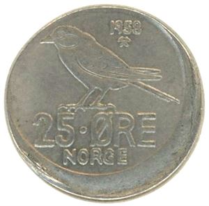 25 øre 1958 variant "Skjevt preget". 1