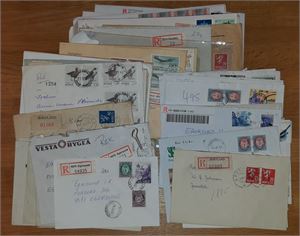 Brevlot Eske m/ca 70 Rek.brev. Nytt og gammelt, varierende kvalitet