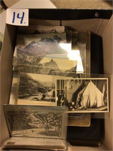 POSTKORT Eske med 2 album og mange hundre løse kort (Mye Fjell)   4 kg