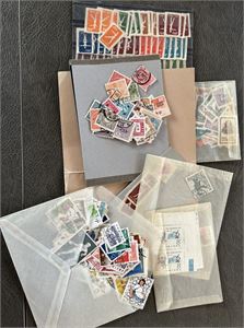 KINA En mengde merker i poser. Usjekket, se bilder