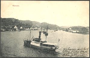 D/S Lindesnæs av Farsund. Begge kortene er i fra Mandal og sendt til USA i 1909. K-2
