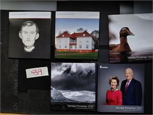 ÅRSSETT 2013-17. Kostpris 2578 kroner da de var nye