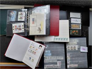 Diverse rester i innstikksbøker og permer, gammelt til nytt. Vekt 3,8 kilo