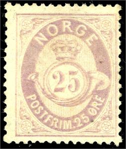 28. 25 øre skravert Posthorn. Litt blek i fargen. (3.500,-).