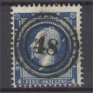 NK 4 III-48 Drammen nydelig på mørk utgave Oscar 4 skill.  Sentrert ned