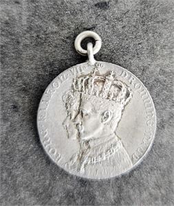 Kroneringsmedaljen 1906 m/hempe.  Trondsen 287