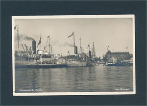 SKIP D/S BREVIK på Kristiansand havn (210 G. M. Haugland). Ubrukt