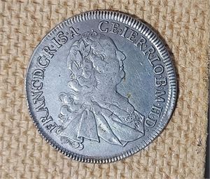 ÖSTERRIKE-UNGERN FRANCIS I, 17 Kreuzer 1753. Metallförlust på frånsidan, kanthack kv.1