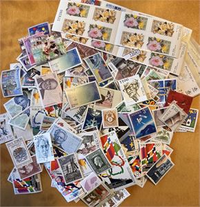 POSTFRISKT xx Diverse merker, pålydende 2210 kroner