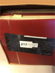 Dublettsamling i 2 gedigne Schaubek instikkabøker    1963 - 2018 samt tjeneste og portomerker.  Til deles mange av hvert både stemplet og postfrisk !!