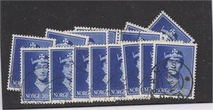 NK 228, lot 16 merker - alle med dato, stemplet i 1939.  (30 øre Maud Verdi 2.080.-