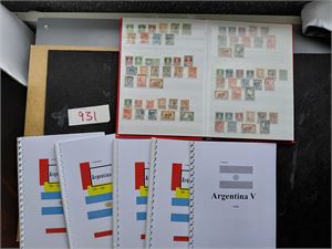 ARGENTINA Vesentlig brukte merker i glissen samling i 5 bind + innstikksbok. En del tjenestemerker og noen brev