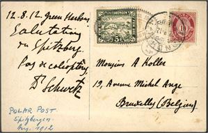 100,Spitsbergen E 9. 10 øre posthorn på postkort, stemplet Trondhjem 22.8.12" og ved siden påsatt en 5 øre Spitsbergen-etikett, stemplet med et ovalt "Polarpost August 1912 Spitsbergen Virgo Bay". Kortet er sendt til Belgia.