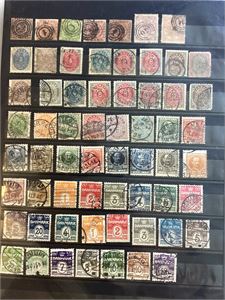 Danmark, samling på instikksark 1855 til moderne.  Også noe porto og postferge  st/*/**