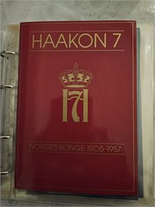5 stk postfriske sett i plastmapper fra Norsk Verdi, samt 5 årssett fra -80-tallet
