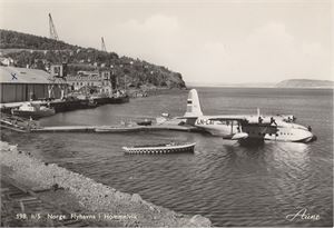 Fly Hommelvik.  Flyhavna  (Aune 198 h5)  ikke postgått