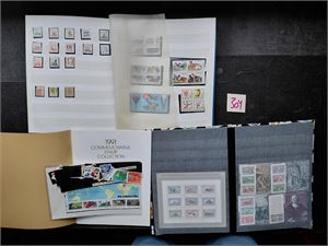 USA Mest postfriske merker i 2 innstikksbøker og årssett 1991