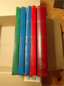 REKVISITA - INNSTIKKSBØKER 5 LT bøker, 32 sider x4 med delte ark og 1x 64 sider med udelte ark. Tilnærmet som nye, vekt 6,2 kilo